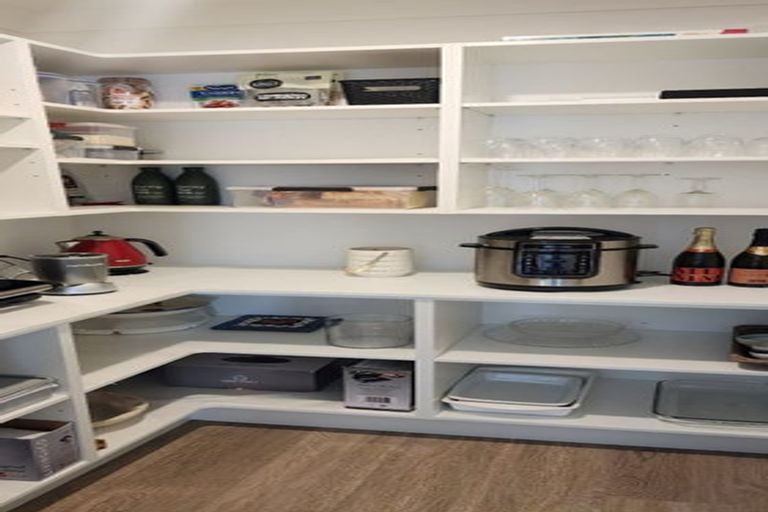 Photo of property in 35 Sabre Street, Papamoa Beach, Papamoa, 3118