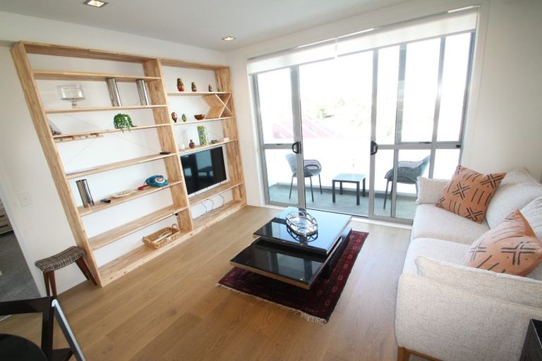 Photo of property in 2h/17 Blake Street, Ponsonby, Auckland, 1011
