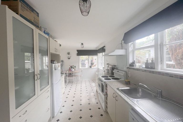 Photo of property in 1 Prebble Grove, Naenae, Lower Hutt, 5011