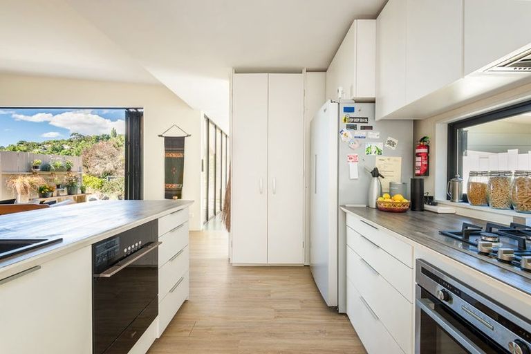 Photo of property in 3 Plumwood Lane, Cashmere, Christchurch, 8022