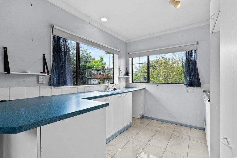 Photo of property in 21 Sandwick Drive, Weymouth, Auckland, 2103