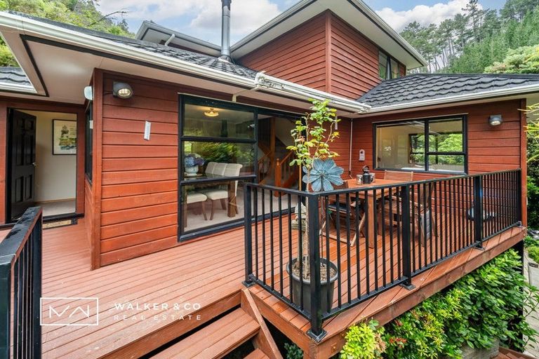 Photo of property in 87 Elmslie Road, Pinehaven, Upper Hutt, 5019