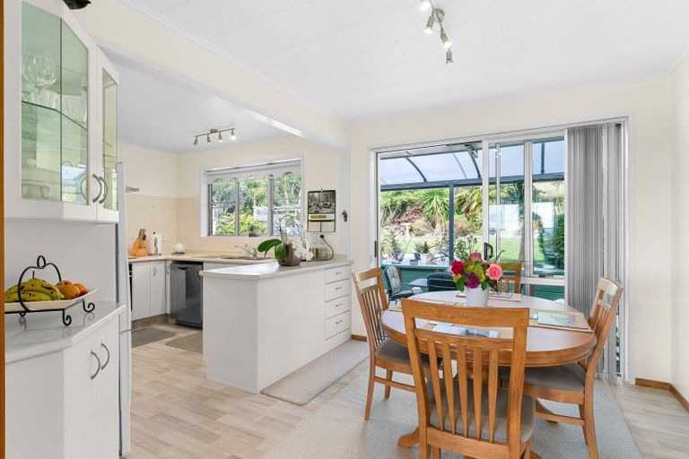 Photo of property in 16 Cobham Avenue, Dargaville, 0310