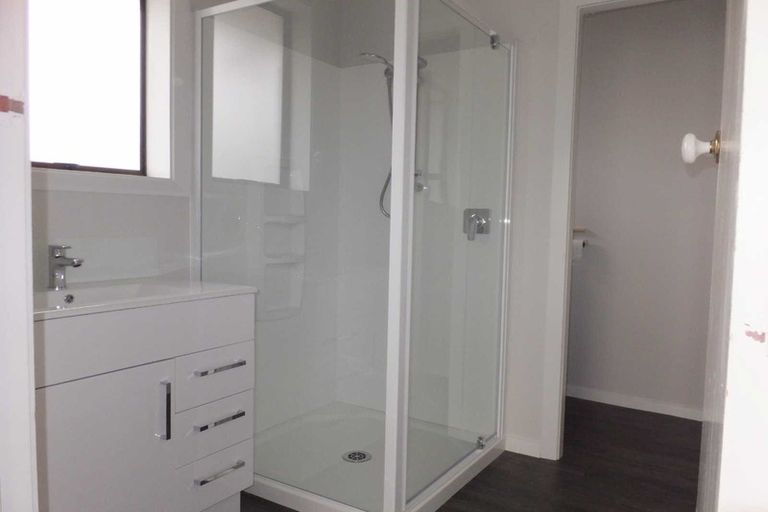 Photo of property in 17 Mclellan Place, Ilam, Christchurch, 8041