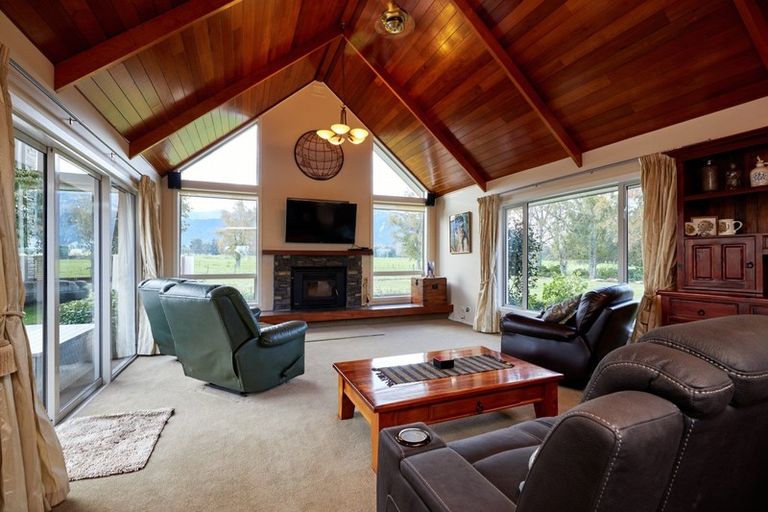 Photo of property in 304 Inland Kaikoura Road, Inland Road, Kaikoura, 7373