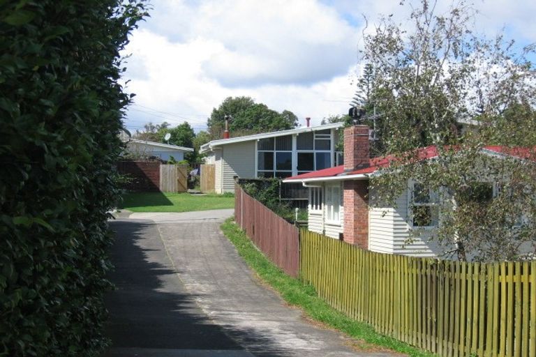 Photo of property in 24 Cardiff Road, Pakuranga, Auckland, 2010