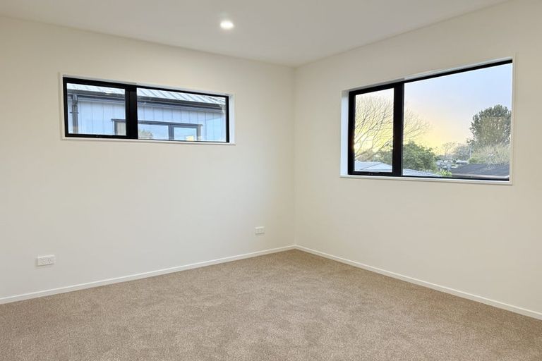 Photo of property in 9 Kirrama Place, Conifer Grove, Takanini, 2112
