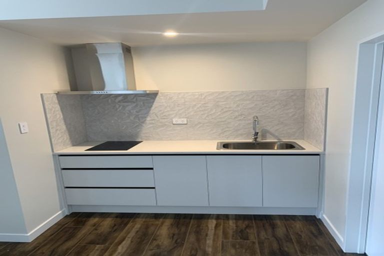 Photo of property in 5 Hea Road, Hobsonville, Auckland, 0616