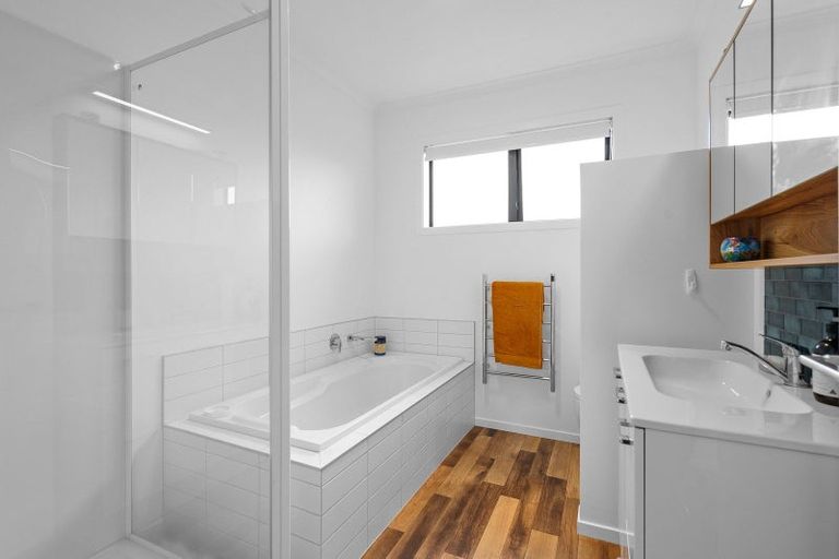 Photo of property in 16 Cowley Drive, Leamington, Cambridge, 3432