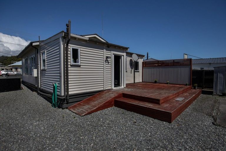 Photo of property in 150 Shakespeare Street, Greymouth, 7805