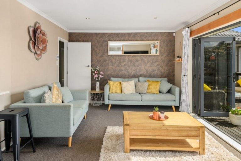 Photo of property in 28 Tennyson Drive, Owhata, Rotorua, 3010