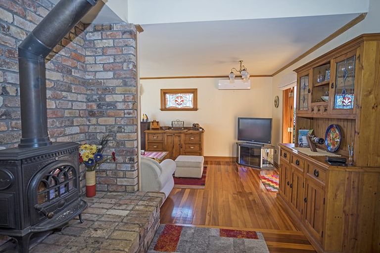 Photo of property in 1/65 Palmerston Road, Birkenhead, Auckland, 0626