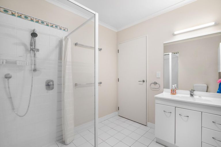 Photo of property in 6/169 Wellington Street, Pukekohe, 2120