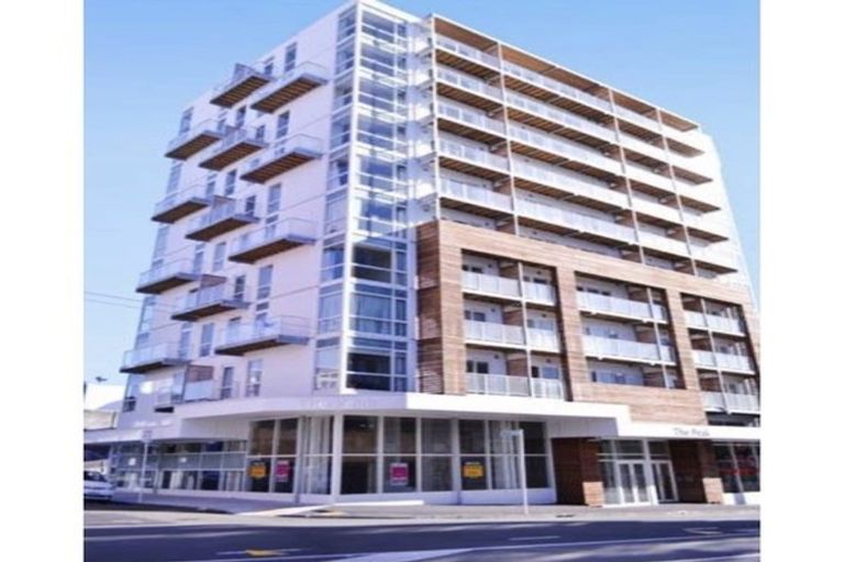 Photo of property in The Peak Apartments, 1001/170 Taranaki Street, Te Aro, Wellington, 6011
