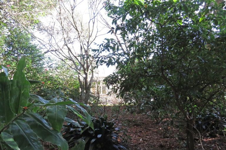 Photo of property in 25 Heatherlea Road East, Levin, 5571