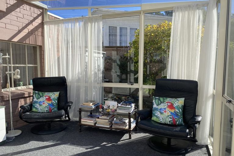 Photo of property in 16 Lisburn Avenue, Caversham, Dunedin, 9012