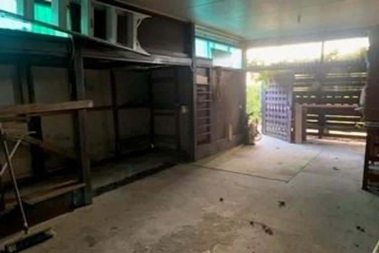 Photo of property in 8 Mountain Road, Morningside, Whangarei, 0110