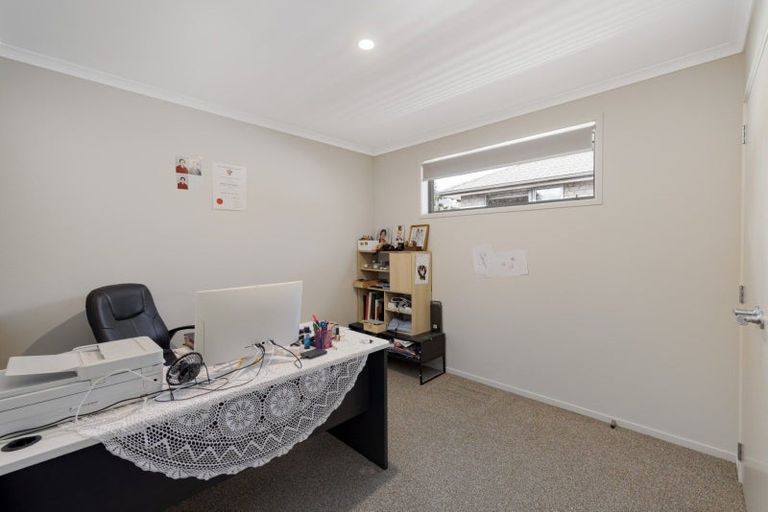 Photo of property in 121 Sutherland Road, Brookfield, Tauranga, 3110