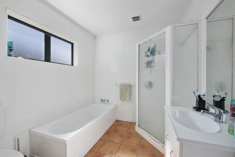 Photo of property in 30 Ararino Street, Trentham, Upper Hutt, 5018