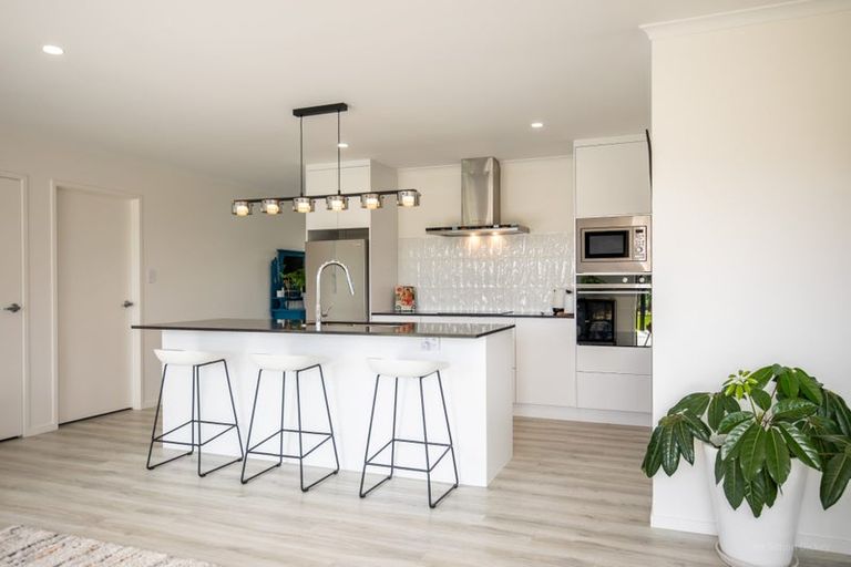 Photo of property in 15 Ruruhi Street, Raglan, 3225