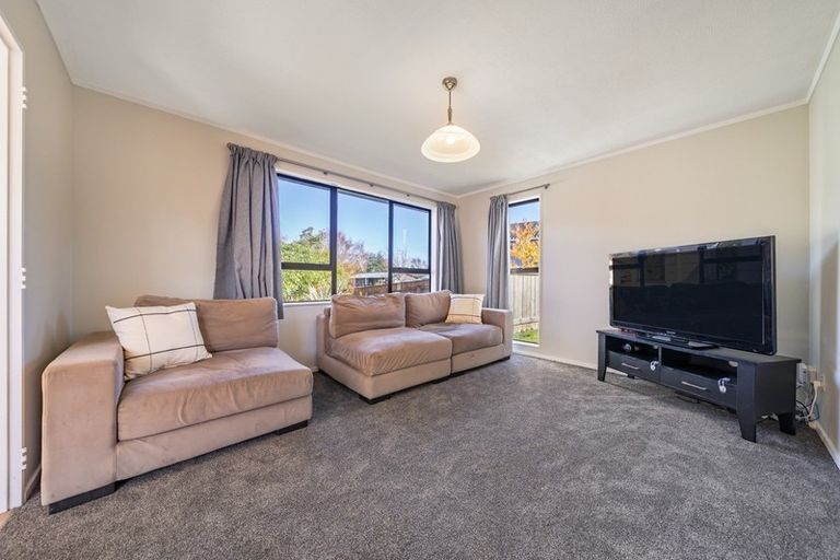 Photo of property in 11 Topaz Street, Birchville, Upper Hutt, 5018