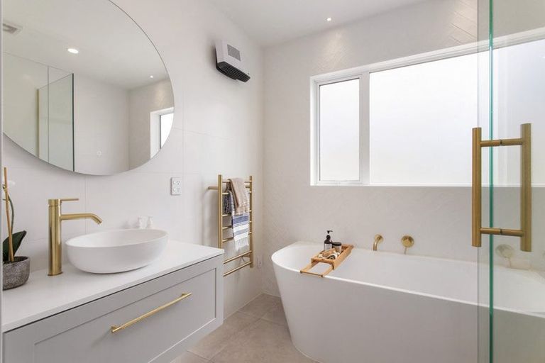 Photo of property in 20 Steve Askin Drive, Cracroft, Christchurch, 8022