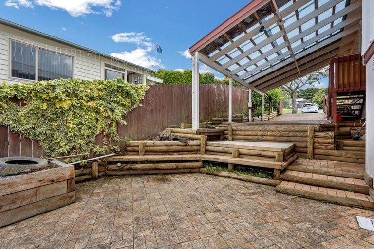 Photo of property in 7 Grevillea Court, Totara Heights, Auckland, 2105