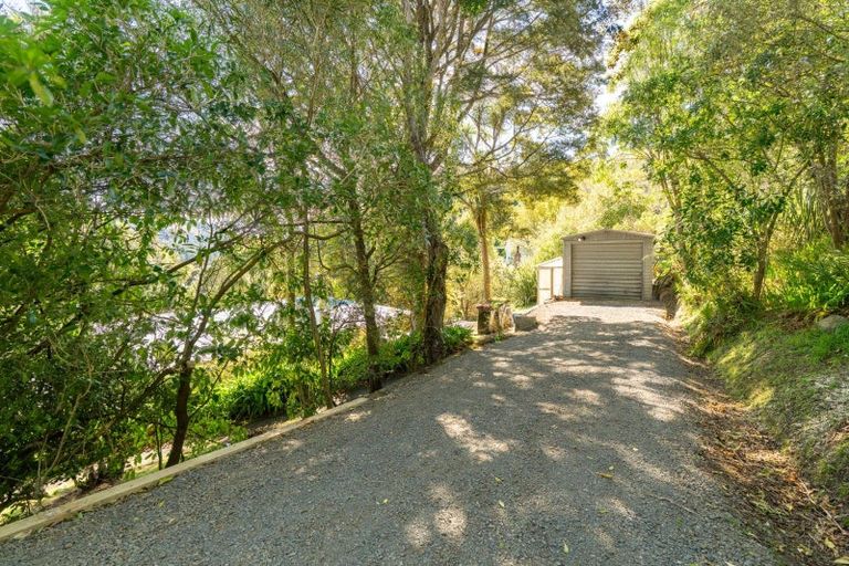 Photo of property in 10 Crescent Street, Purakaunui, Port Chalmers, 9081