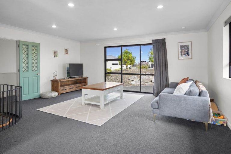 Photo of property in 14 Olympus Way, Richmond, 7020