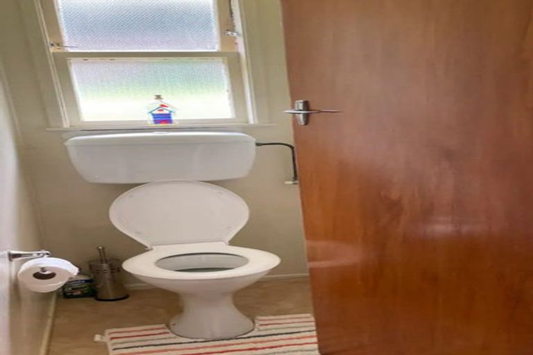 Photo of property in 17a Harley Road, Takapuna, Auckland, 0622