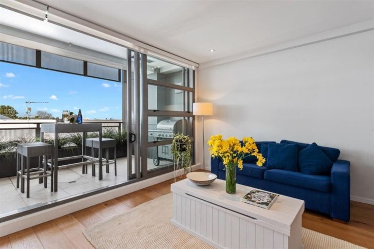 Photo of property in Maison Apartments, 204/16 Huron Street, Takapuna, Auckland, 0622