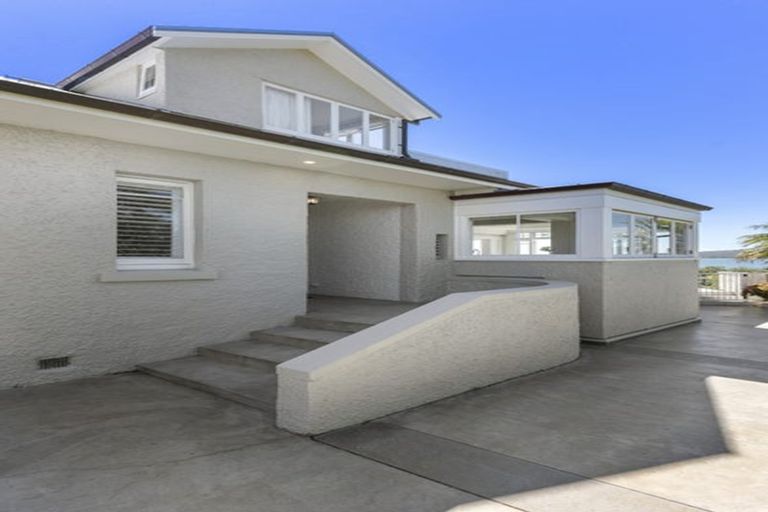 Photo of property in 18 Hamana Street, Narrow Neck, Auckland, 0622