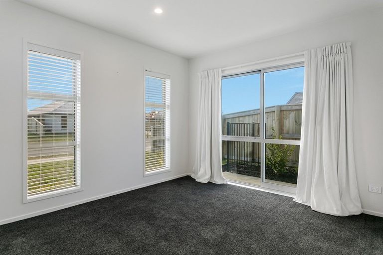 Photo of property in 76 Huka Heights Drive, Rangatira Park, Taupo, 3330