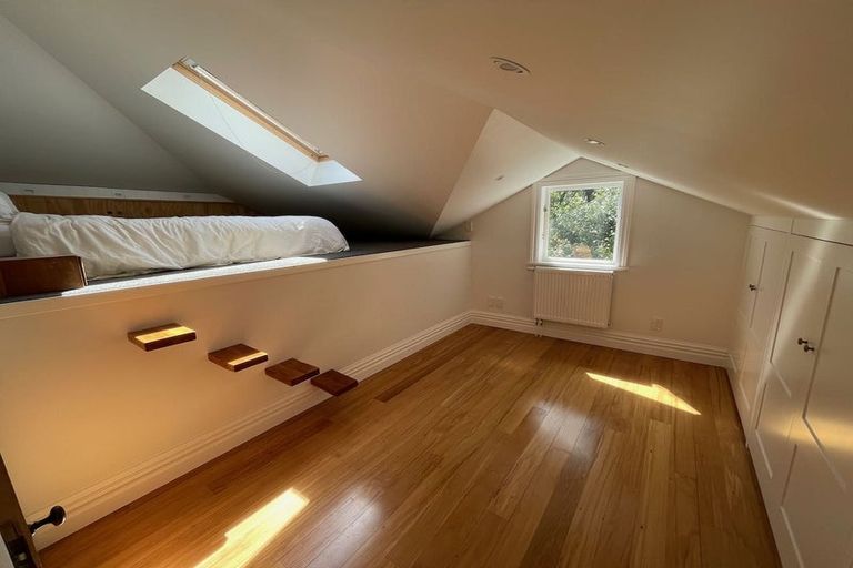 Photo of property in 146 Upland Road, Kelburn, Wellington, 6012