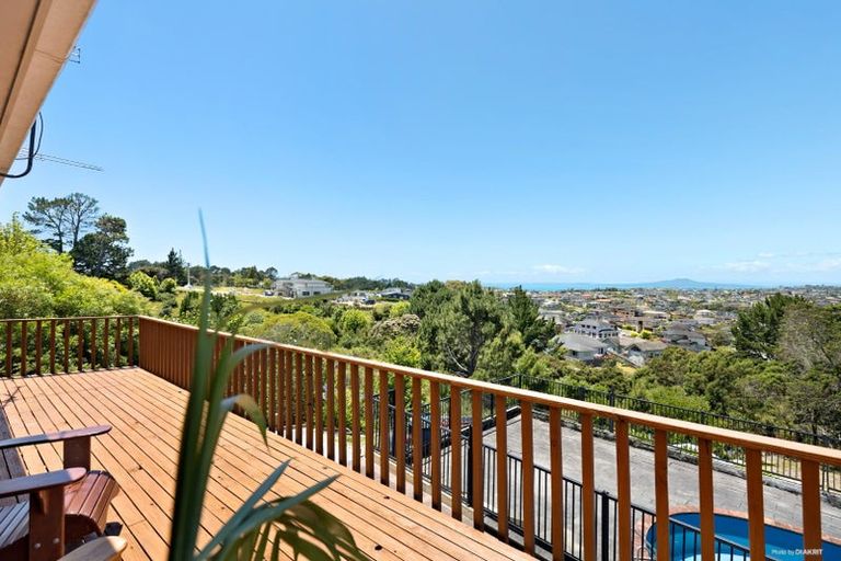 Photo of property in 89 Lonely Track Road, Fairview Heights, Auckland, 0632