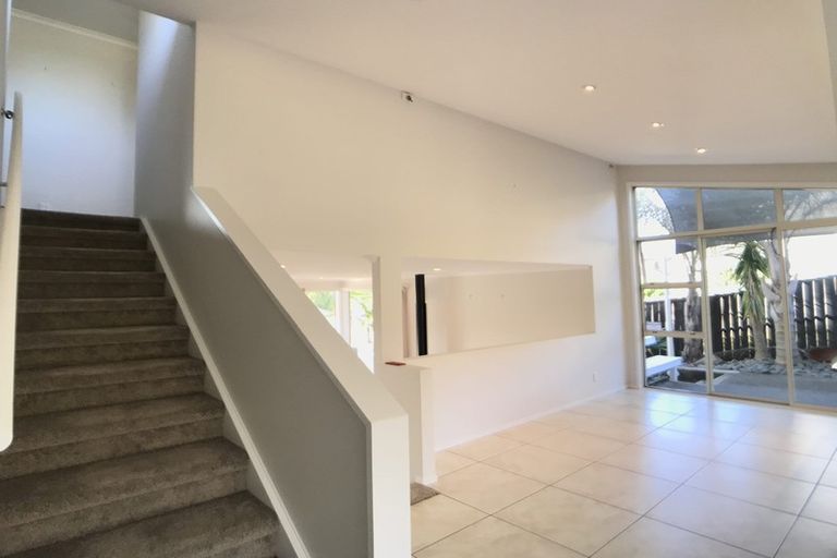 Photo of property in 88 Schnapper Rock Road, Schnapper Rock, Auckland, 0632