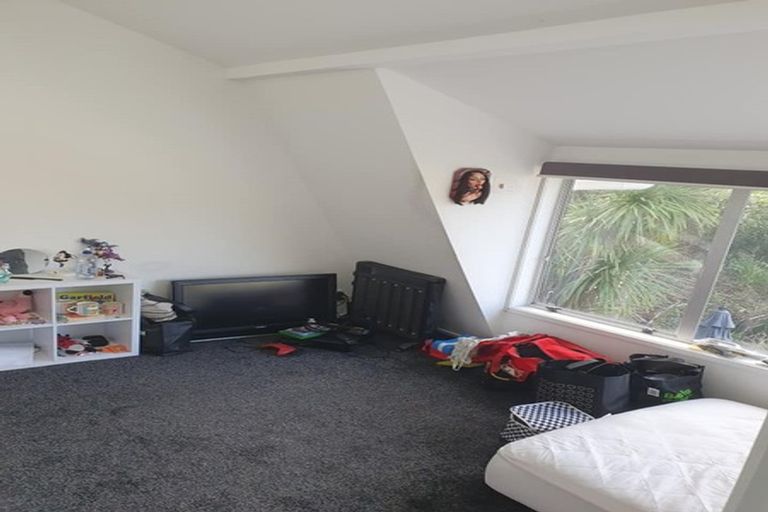 Photo of property in 15 Maori Hut Road, Red Beach, 0932