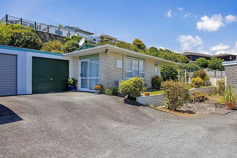 Photo of property in 5a Rossiter Crescent, Lynmouth, New Plymouth, 4310