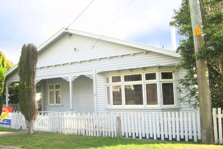 Photo of property in 9 Marshall Street, Karori, Wellington, 6012