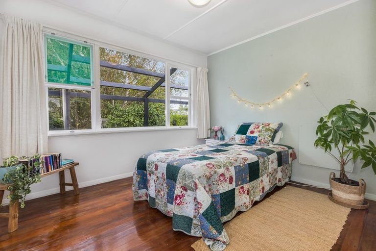 Photo of property in 1 Marere Avenue, Paraparaumu, 5032