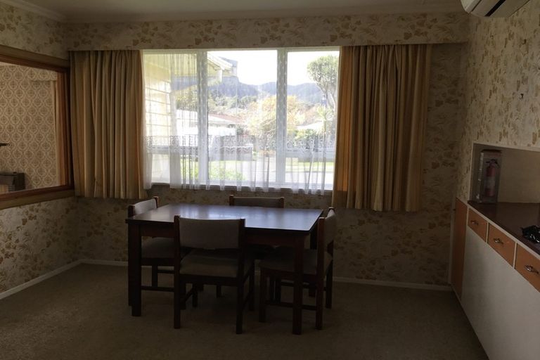 Photo of property in 9 Nathan Street, Tawa, Wellington, 5028