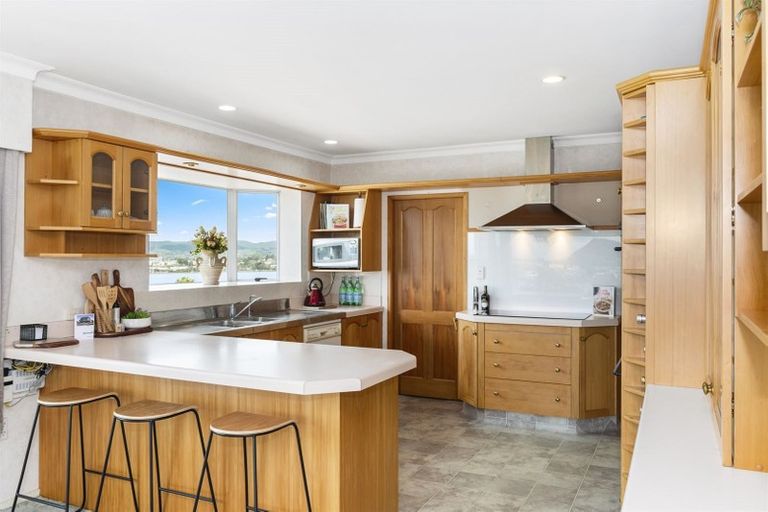 Photo of property in 4 Mana Street, Otumoetai, Tauranga, 3110