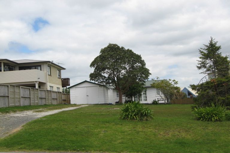 Photo of property in 23 Tiri Road, Manly, Whangaparaoa, 0930