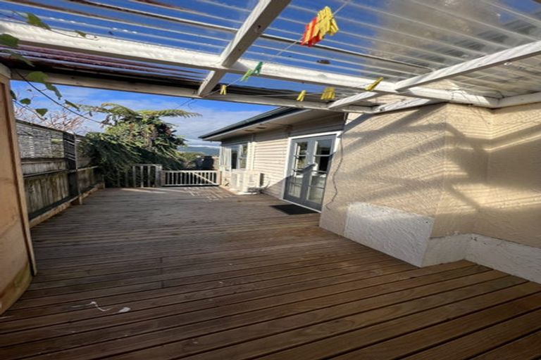 Photo of property in 24 Golf Road, Paraparaumu Beach, Paraparaumu, 5032