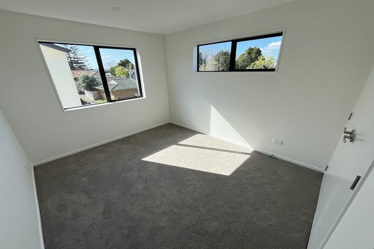 Photo of property in 10/25 Manse Road, Pahurehure, Papakura, 2113
