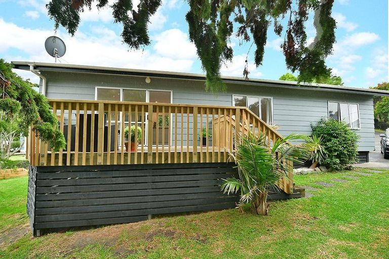 Photo of property in 22 Bay Vista Drive, Red Beach, 0932