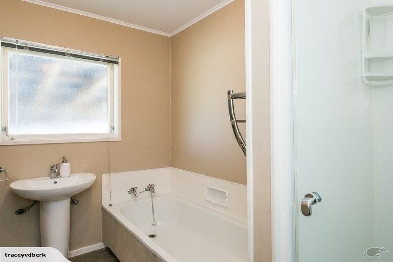 Photo of property in 17 Rochester Street, Tamatea, Napier, 4112