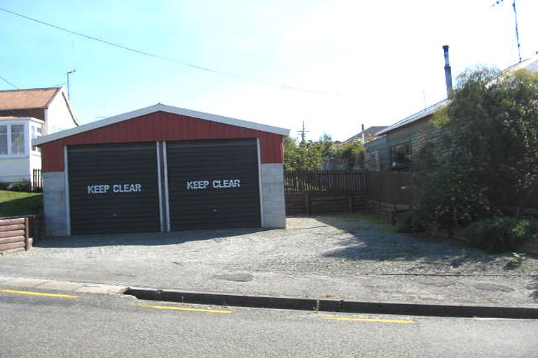 Photo of property in 12 Regent Street, West End, Timaru, 7910