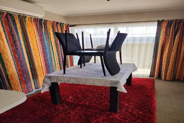 Photo of property in 10 Hooks Road, Manurewa, Auckland, 2102