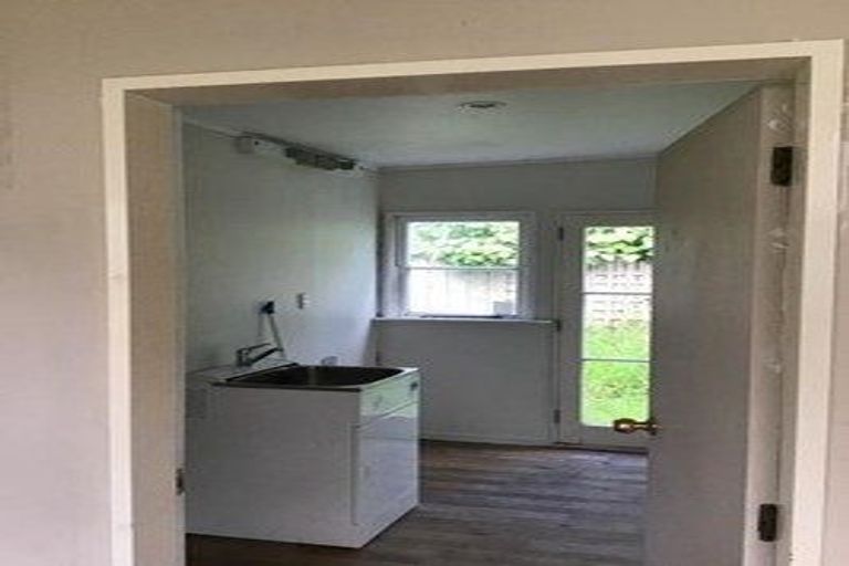 Photo of property in 63 Puriri Road, Waikanae, 5036